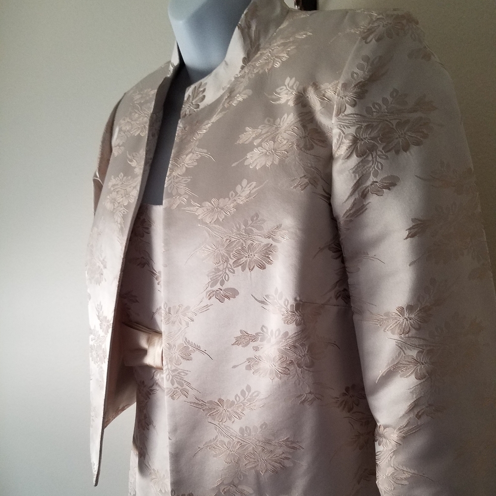 🔥NWT Suite 7 Silk Suit - Picture 7 of 12